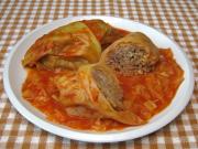 Stuffed cabbage leaves