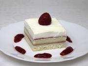 Raspberry Foam Cakes