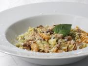 Pasta with chanterelle mushrooms and salmon